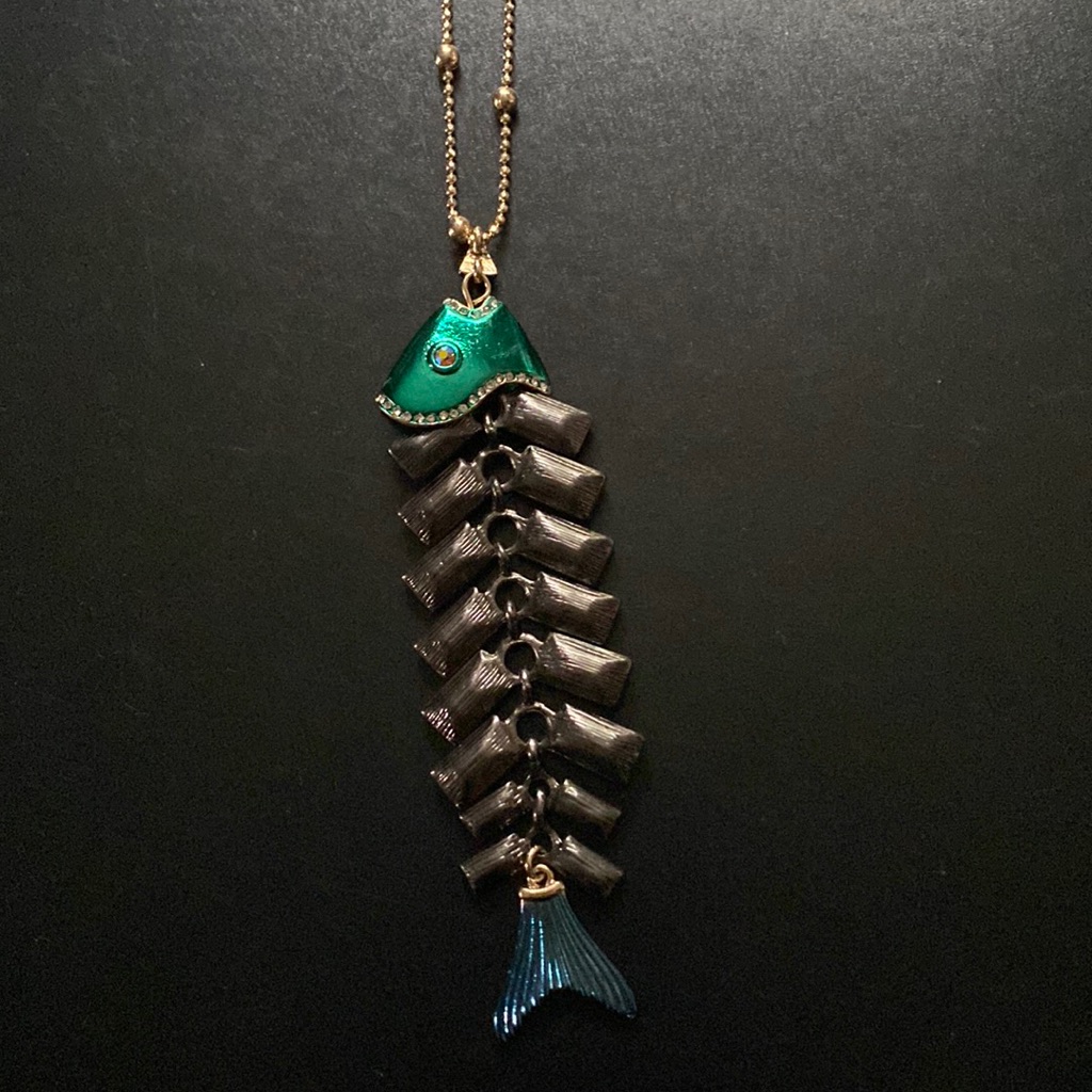 Betsy Johnson Big Fish Necklace